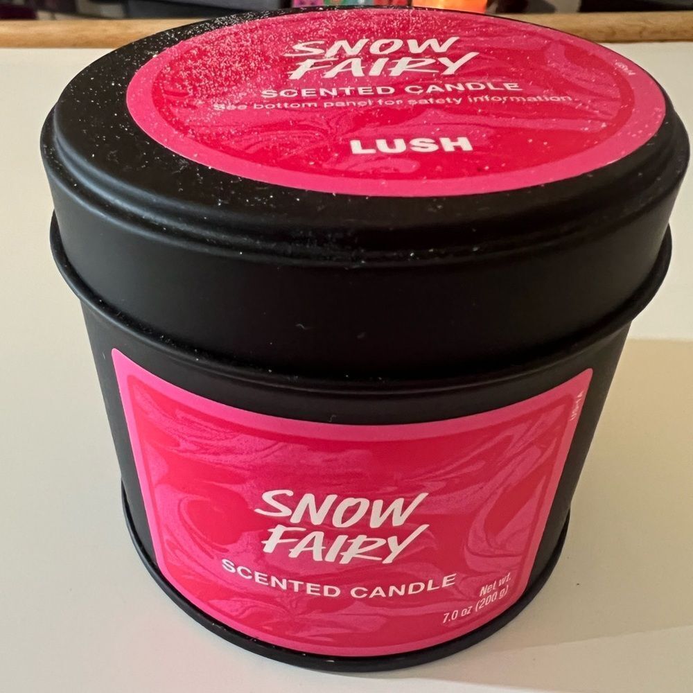 Lush Snow Fairy Candle - Vibrant Pink and Sleek Black